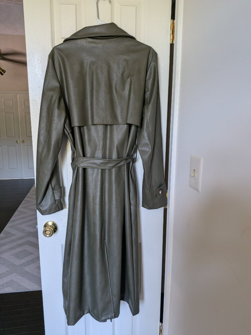 Boohoo Olive Green Faux Leather Belted Trench Coat Size 10 - Picture 2 of 4